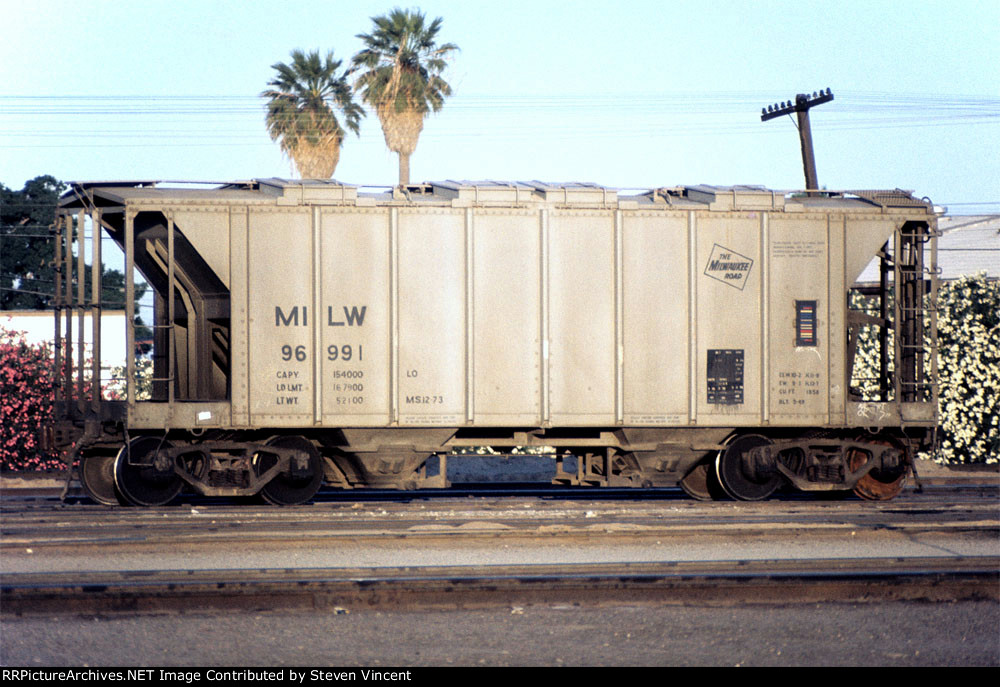 Milwaukee Road covered hopper MILW #96991